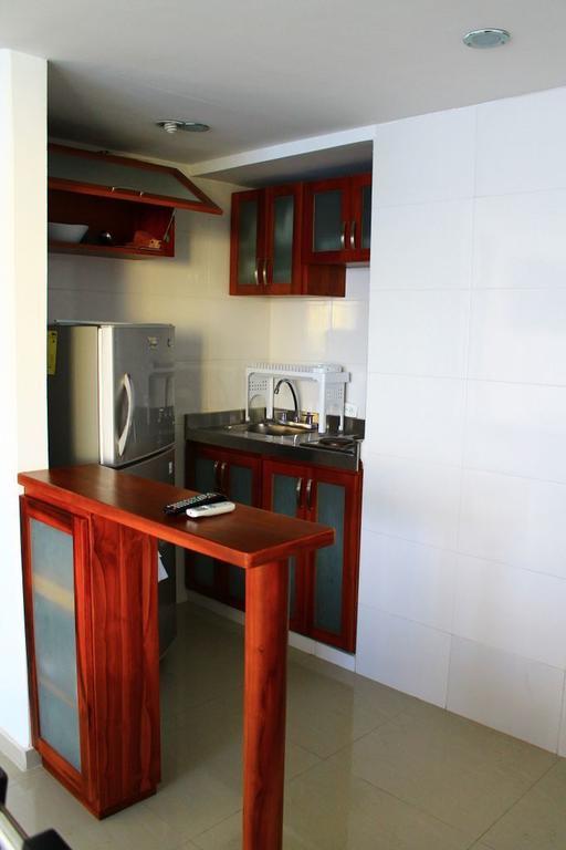 Moderno Frente Al Mar Apartamento